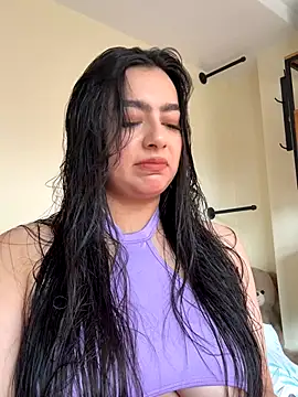 Nicollemays online show from October 6, 4:01 pm