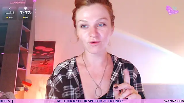 Cassie Wild online show from April 2, 1:30 pm