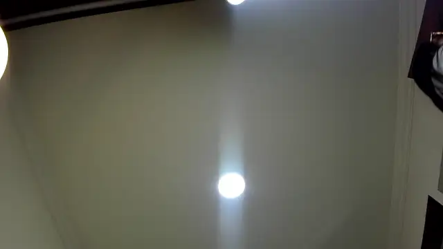 nalalye cruzz  online show from February 5, 2:47 am