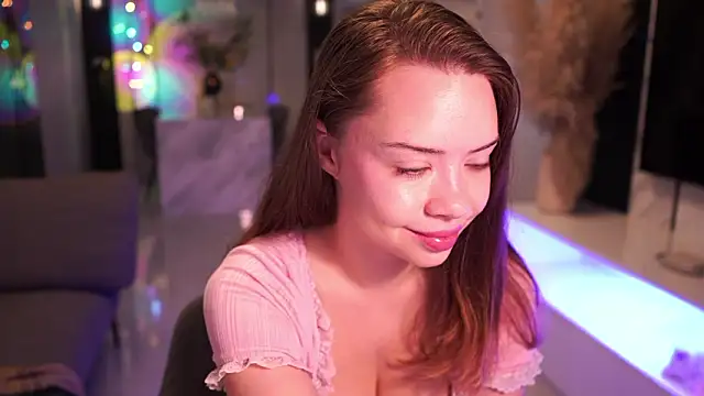 VixenMia online show from February 23, 3:40 am