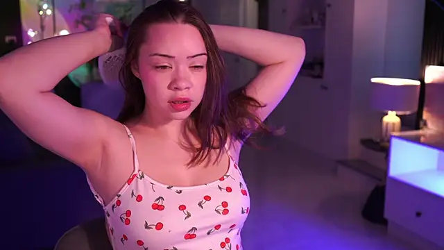 VixenMia online show from January 17, 4:20 am