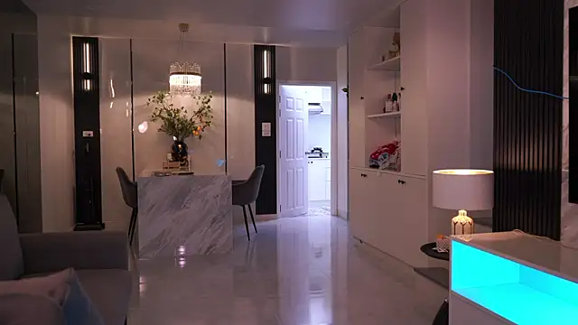 VixenMia online show from October 18, 4:26 am