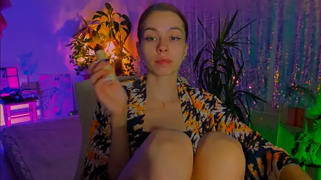 poli   online show from November 15, 8:10 pm