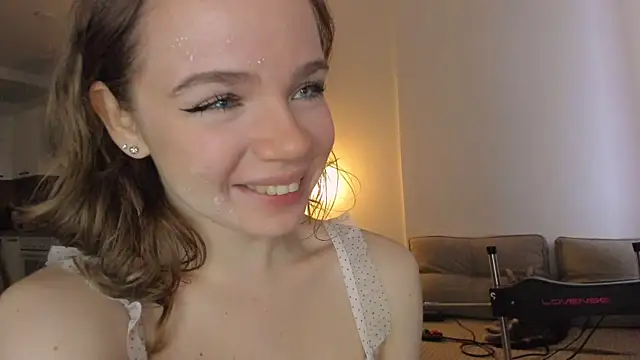 lit asella online show from December 15, 8:30 am