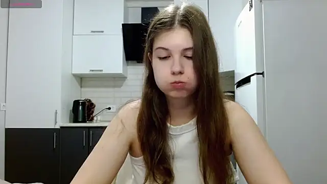 SayMeow  online show from June 17, 9:16 pm