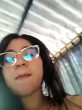 Yelly online show from March 10, 1:37 pm