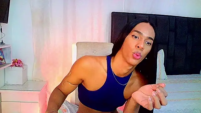 carmen14 online show from February 6, 7:01 am