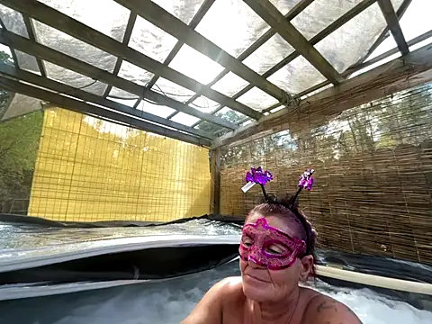 prainxxx22 online show from October 30, 6:31 pm