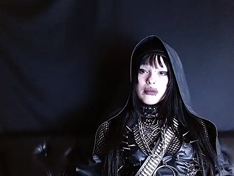 XXIOUX online show from November 3, 4:00 pm