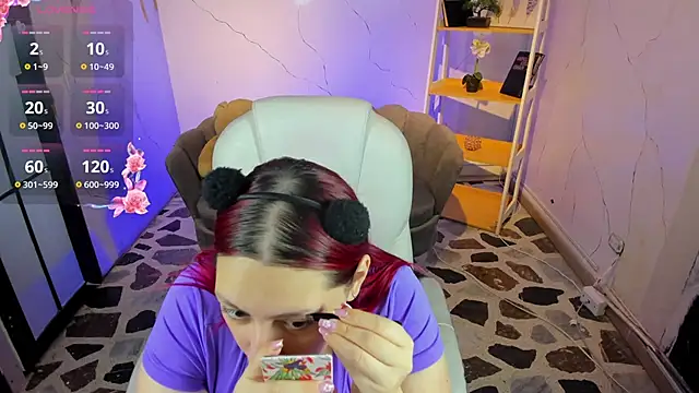 NiickyJones online show from October 31, 10:25 pm