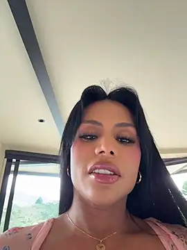 HOT LADY 777 online show from April 18, 7:07 pm