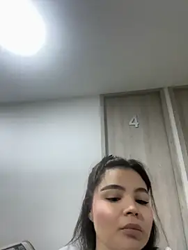 IsabellaAllen online show from September 18, 11:25 pm