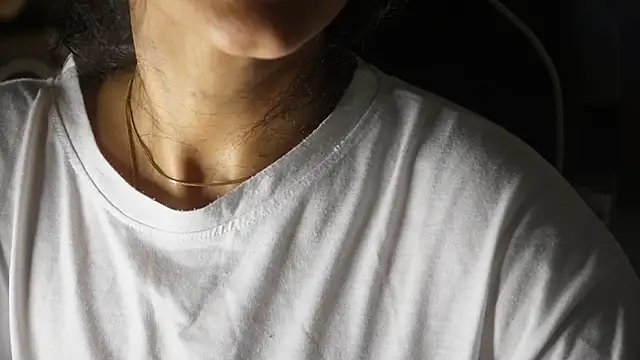 -AyeshaSinghania- online show from April 23, 8:11 pm