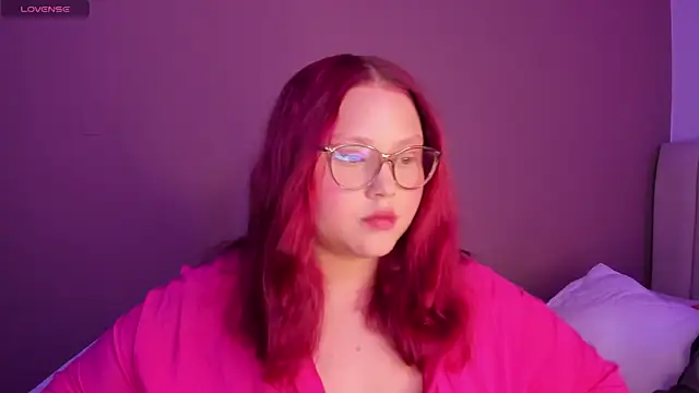 YuliCardona  online show from October 16, 9:28 pm