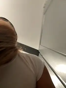 Bigbuttbrooklynn online show from November 18, 8:10 pm