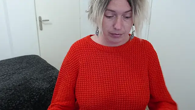 cumfun online show from October 26, 3:40 pm