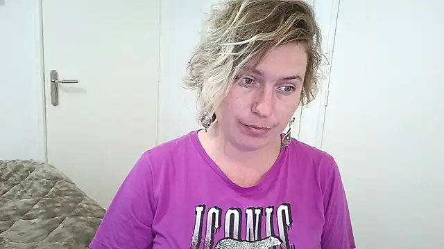 cumfun online show from December 17, 2:21 pm