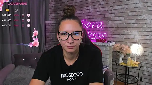 SarahCoksss online show from October 2, 1:21 am