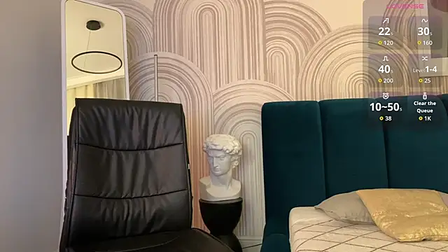 viviann evans online show from February 10, 2:47 am