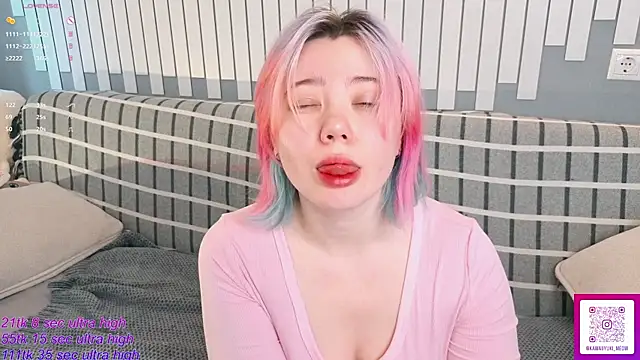   KawaiiYuki   online show from March 27, 7:21 am