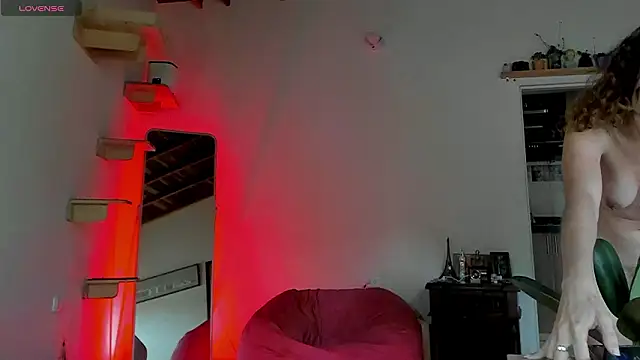 Rainbow leia online show from March 1, 6:51 pm