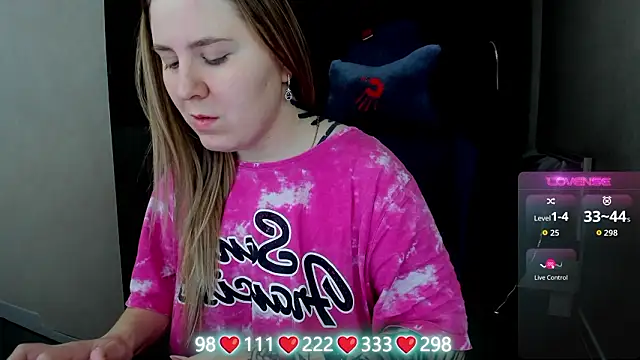 Olivia Munk online show from February 28, 4:45 am