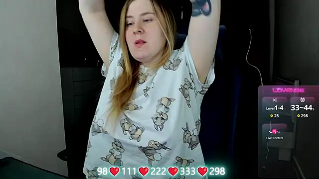 Olivia Munk online show from March 21, 4:17 am