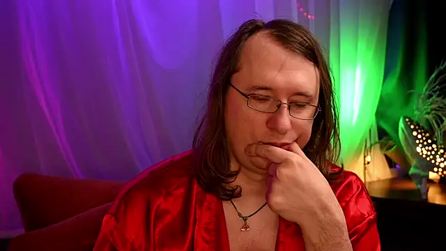 Claudia and elon  online show from July 30, 3:40 am
