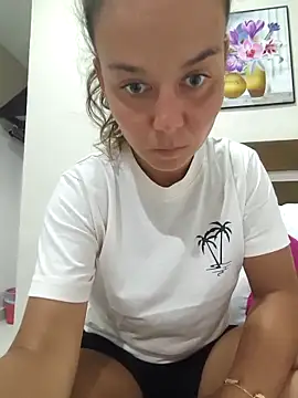 BabyNila online show from March 3, 7:47 am