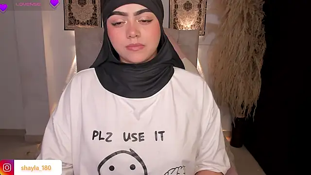 shayla 18 online show from July 10, 10:38 am