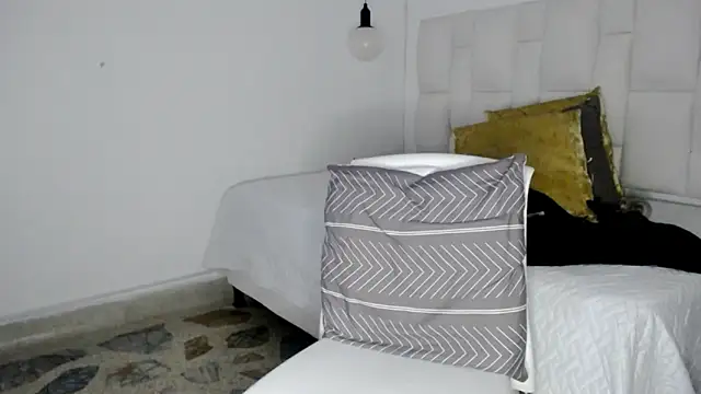 tiffany  pink online show from September 21, 7:34 pm