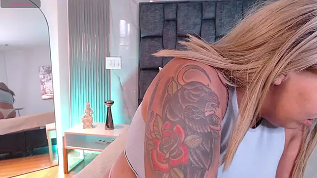 WildyTemping online show from November 29, 8:13 pm