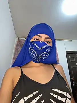  alabina  online show from December 3, 4:20 pm