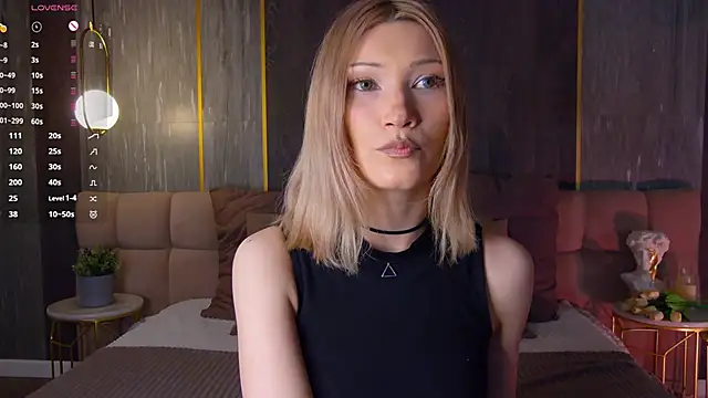 CarolReeves online show from May 30, 4:48 pm