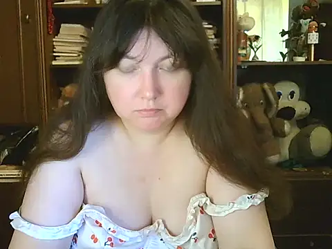 CarrieQPeach online show from May 18, 12:00 pm