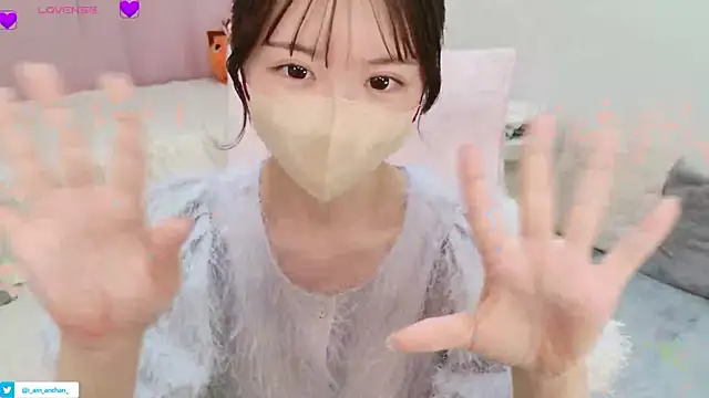 anchan  online show from May 21, 1:42 pm