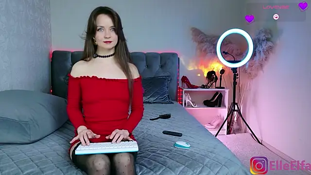 Elfaelle online show from January 18, 7:43 pm