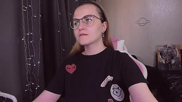 MissBrightShine online show from October 7, 11:47 am