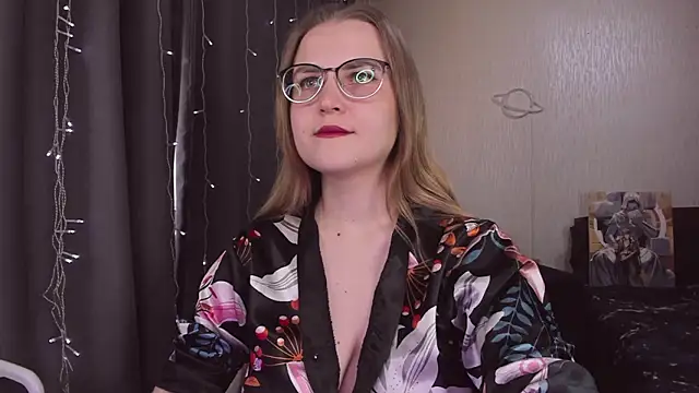 MissBrightShine online show from January 17, 10:56 am