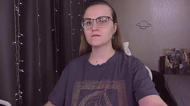 MissBrightShine online show from November 5, 11:15 am