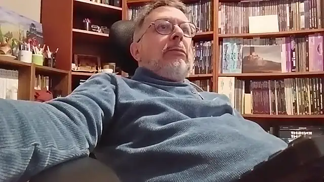 Mandra is a whore online show from November 17, 4:19 pm