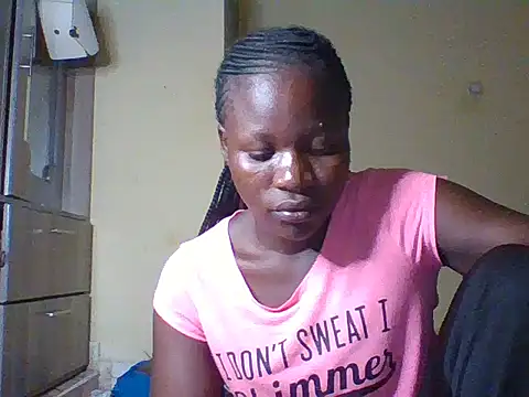 prettychic5 online show from March 3, 4:02 pm