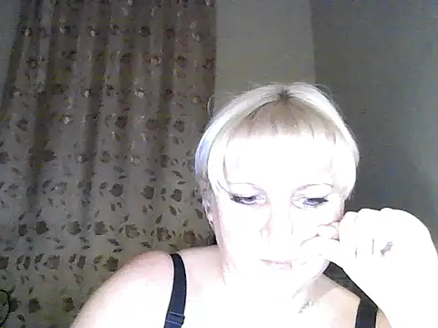 MeilomaWesa online show from December 4, 7:36 pm