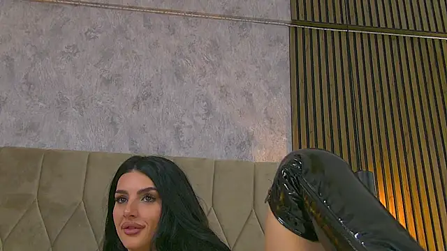 AmyBlair online show from February 12, 9:33 am