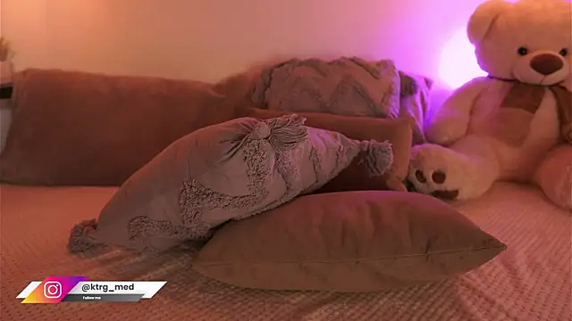 amelie gonzalez online show from September 26, 8:39 pm