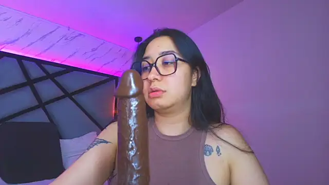 sayumi dirty online show from February 12, 12:01 am