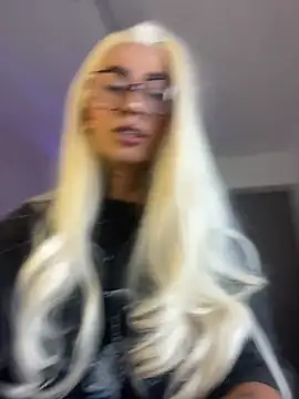 Miss sagitario online show from April 23, 12:29 pm