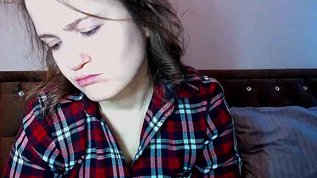 Sara4uu online show from February 15, 8:35 am