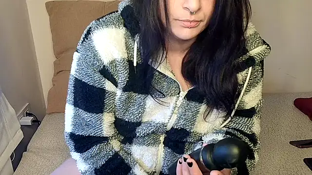 Lustylia online show from February 1, 10:25 am