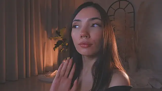 AmyArmstrong online show from September 21, 12:53 am